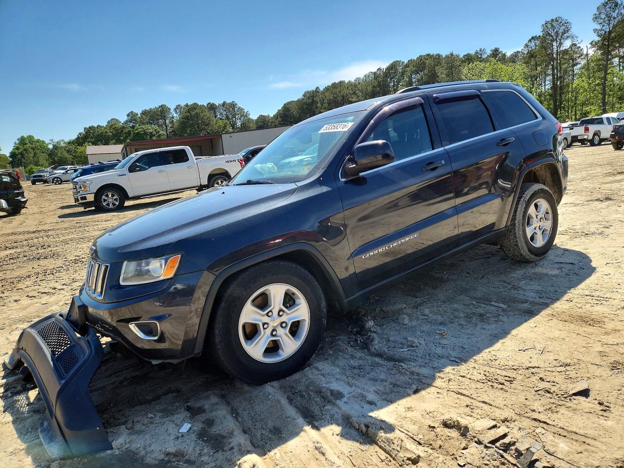 Salvage Jeep Cherokee Image