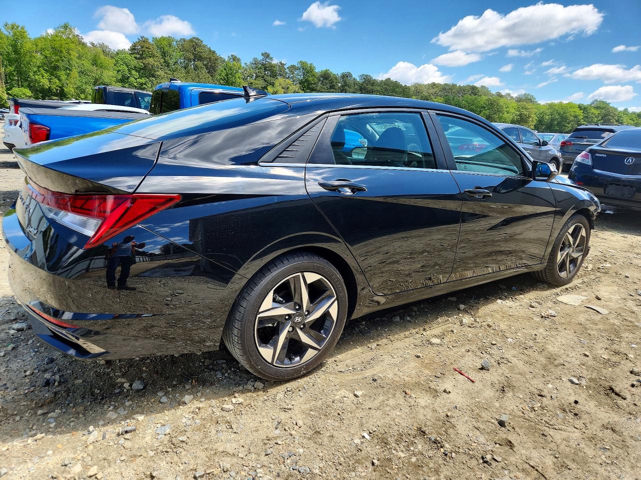 Hyundai ELANTRA Limited