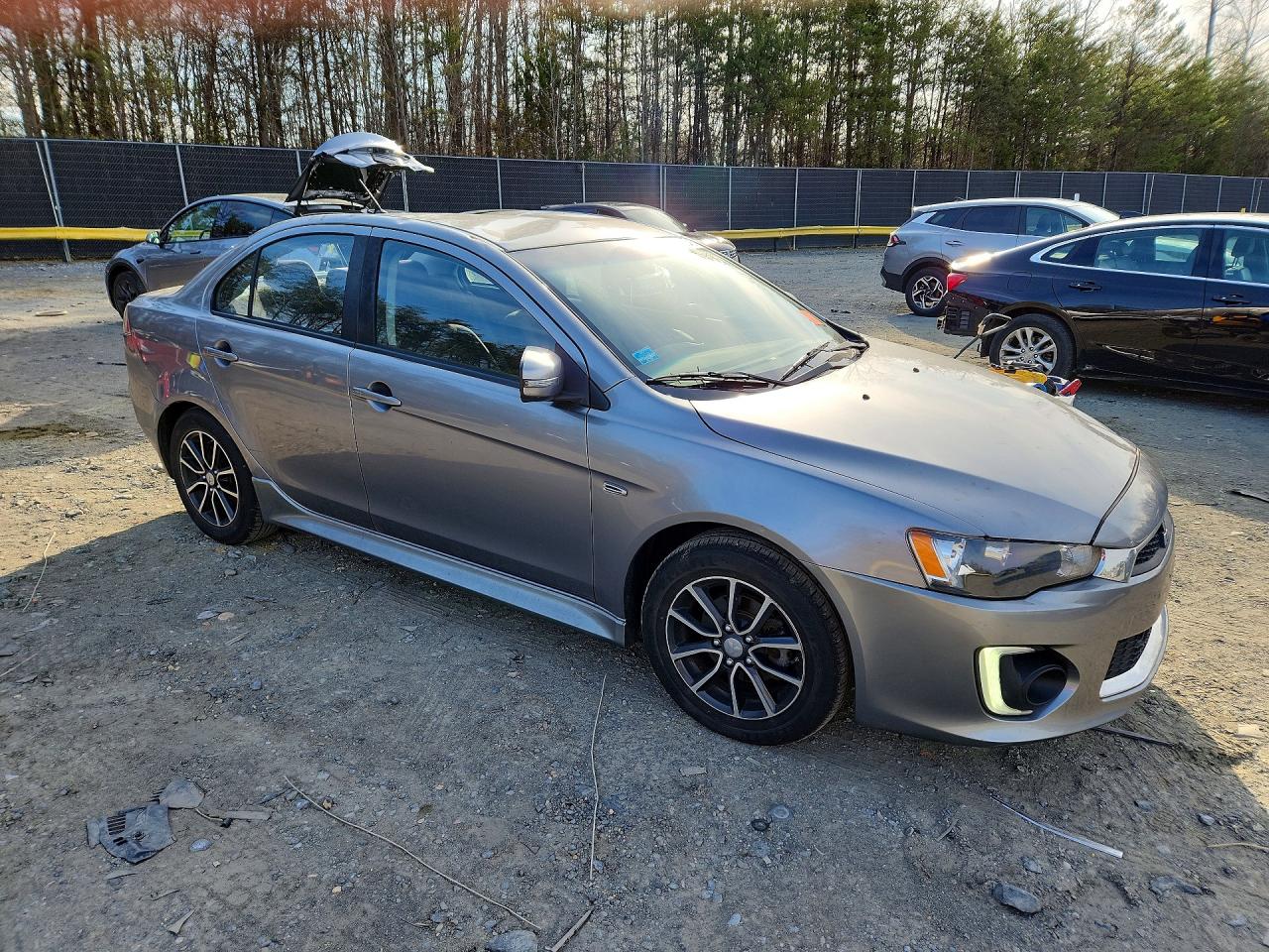 Mitsubishi Lancer Es