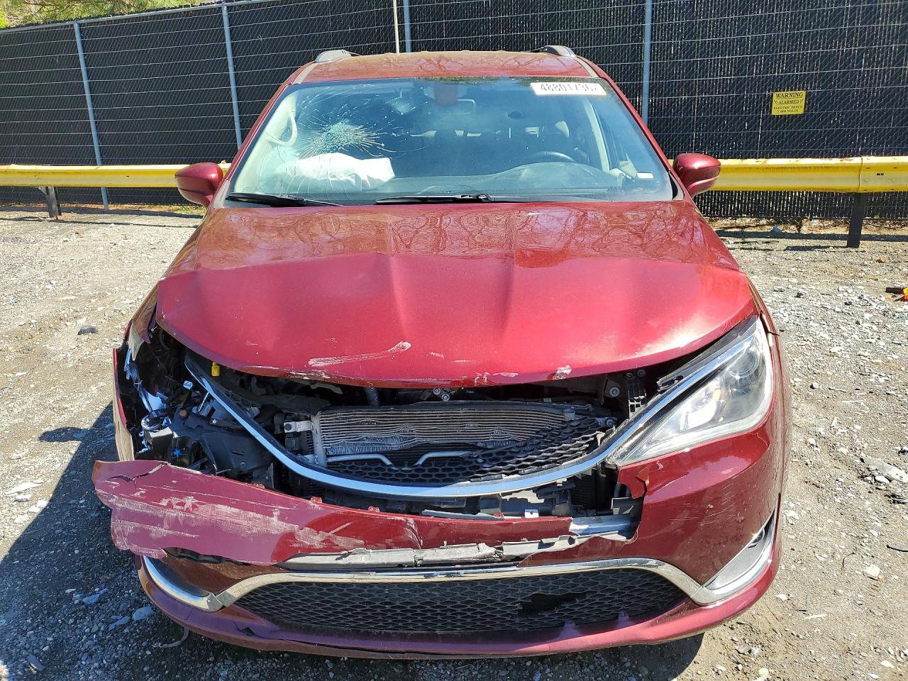 Chrysler Pacifica Touring L