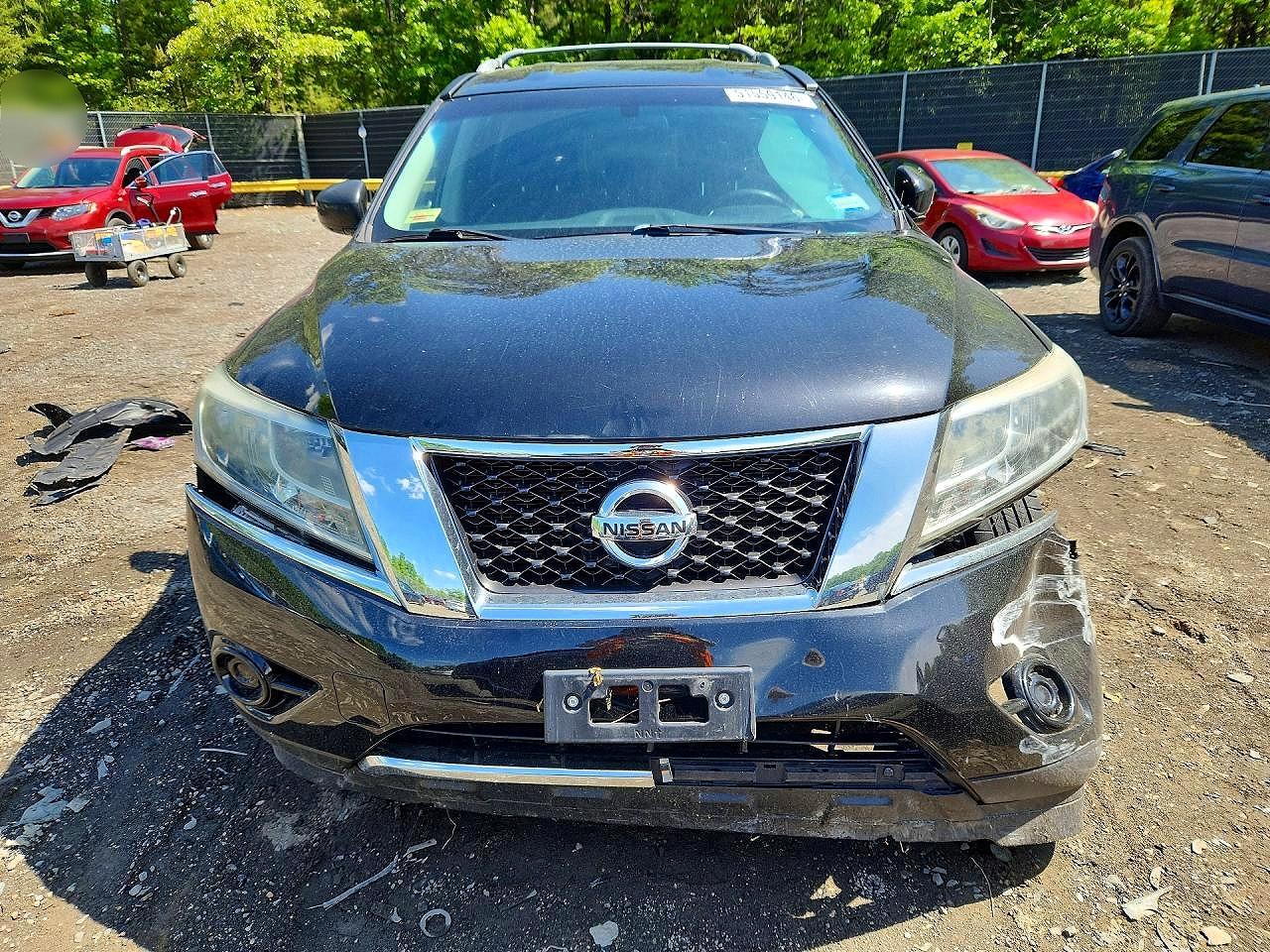 Nissan Pathfinder S