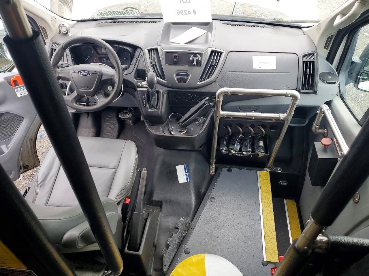 Ford Transit T-350