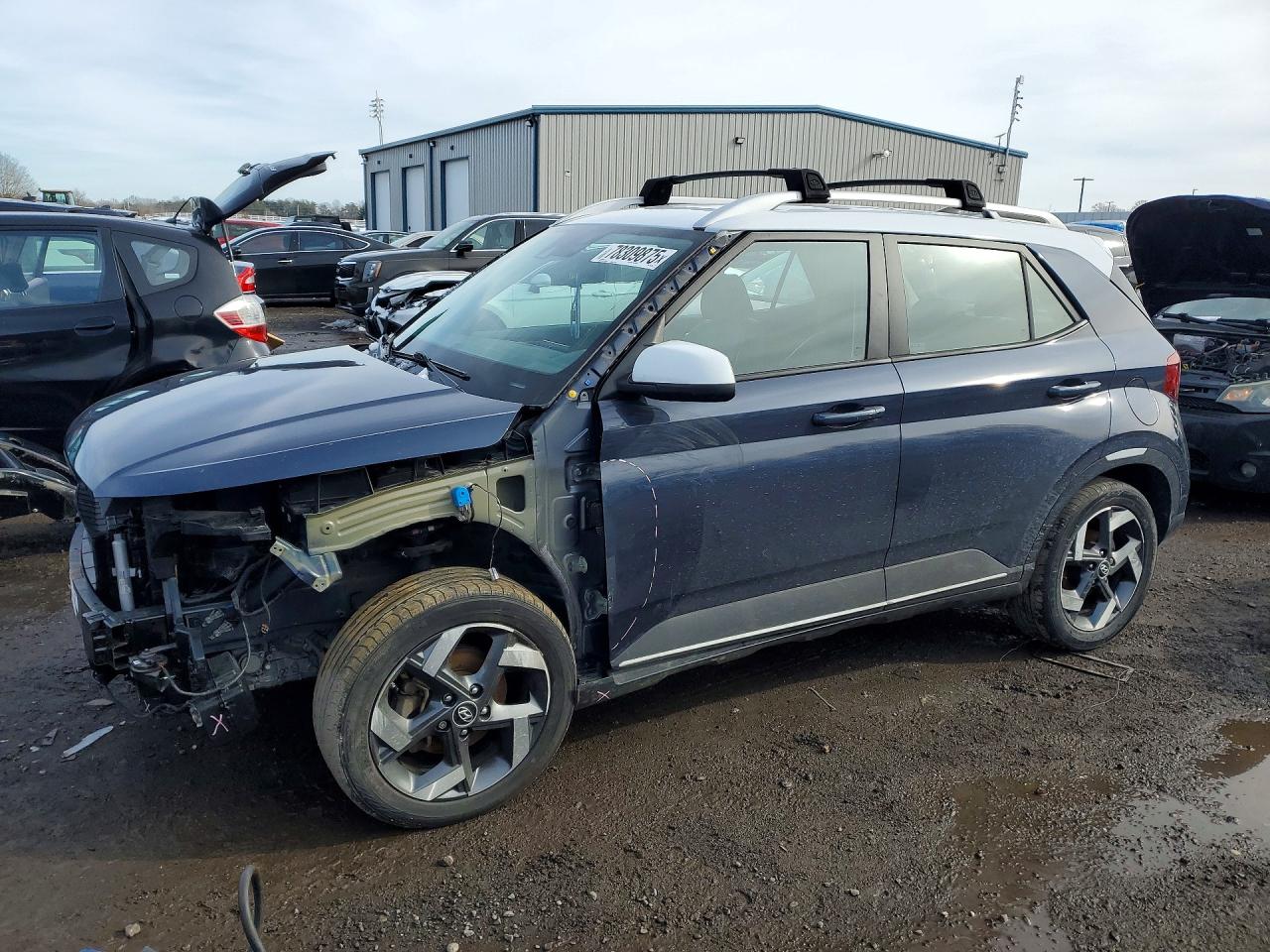 Salvage Hyundai VENUE Image