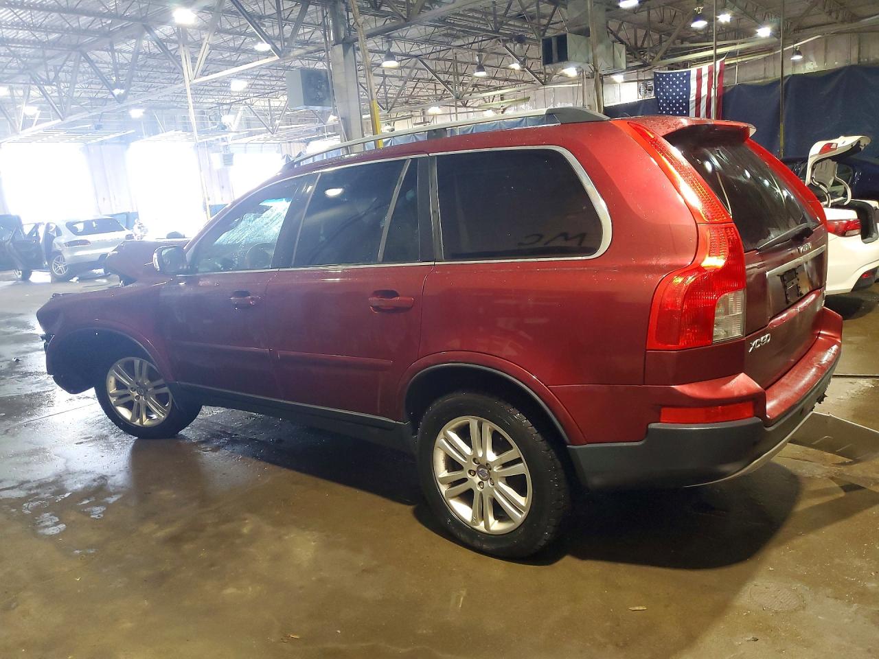 Volvo XC90 V8