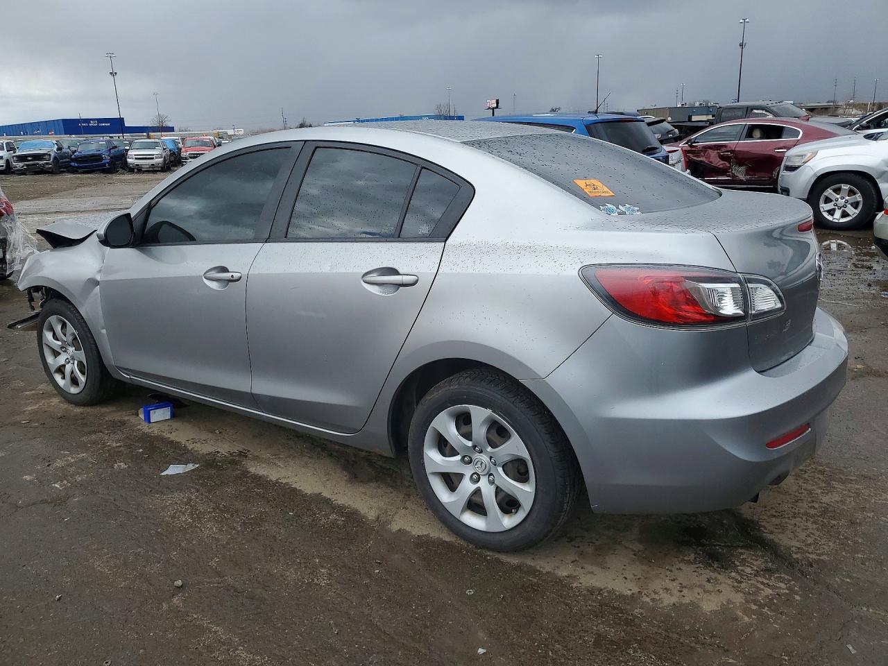 Mazda 3 I