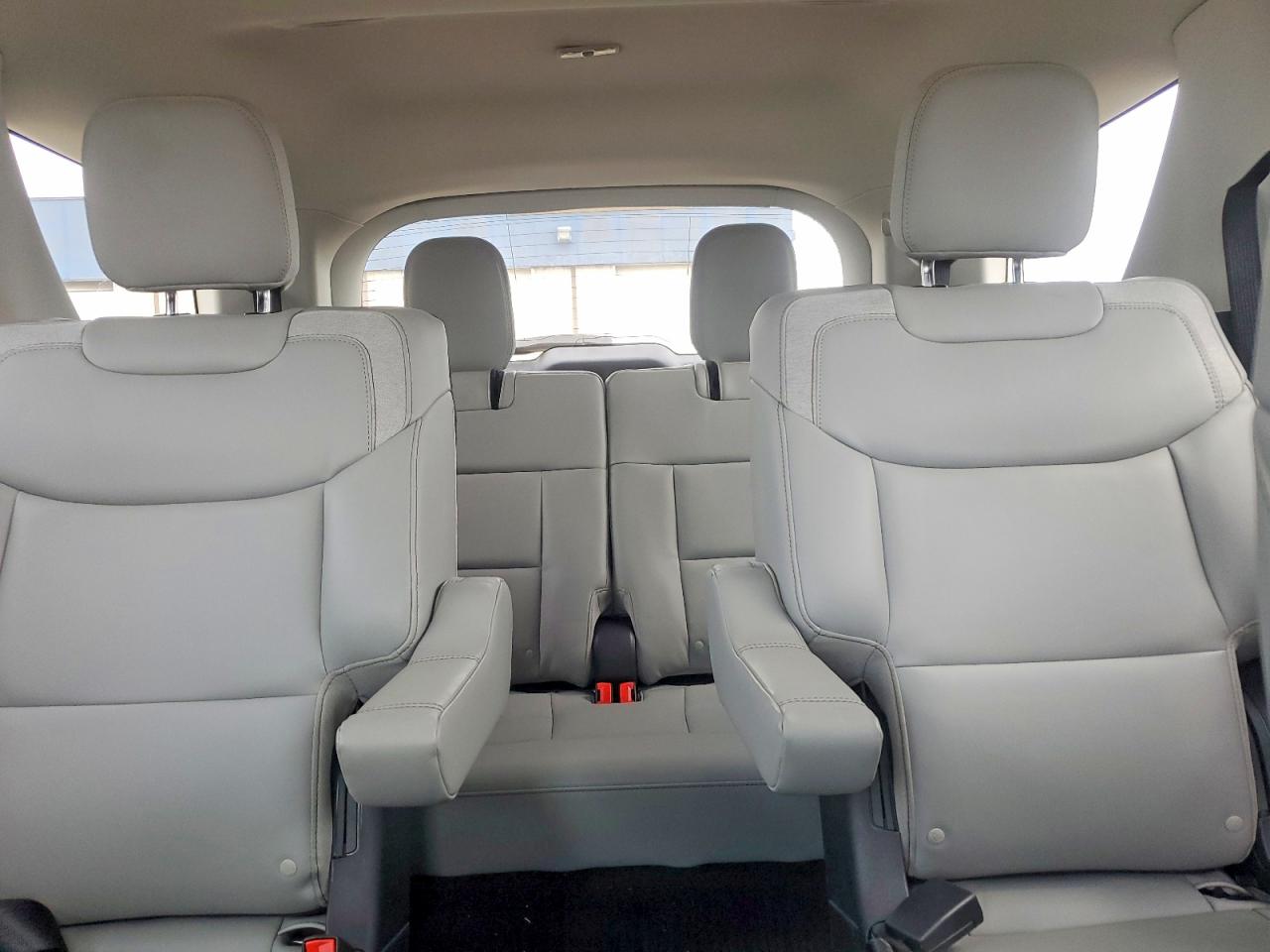 Ford Explorer Active