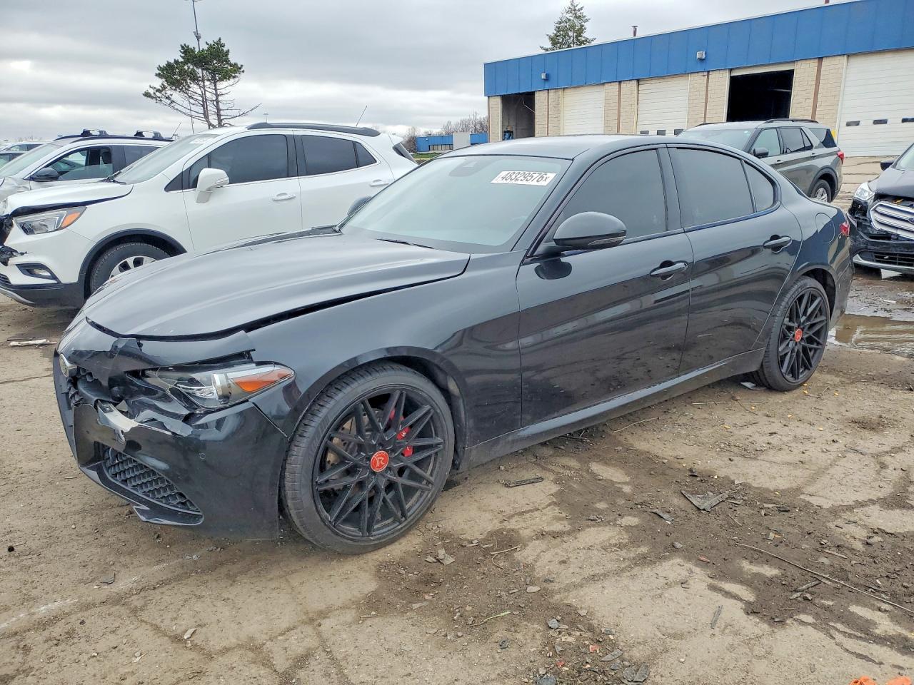 Salvage Alfa Romeo Giulia Image