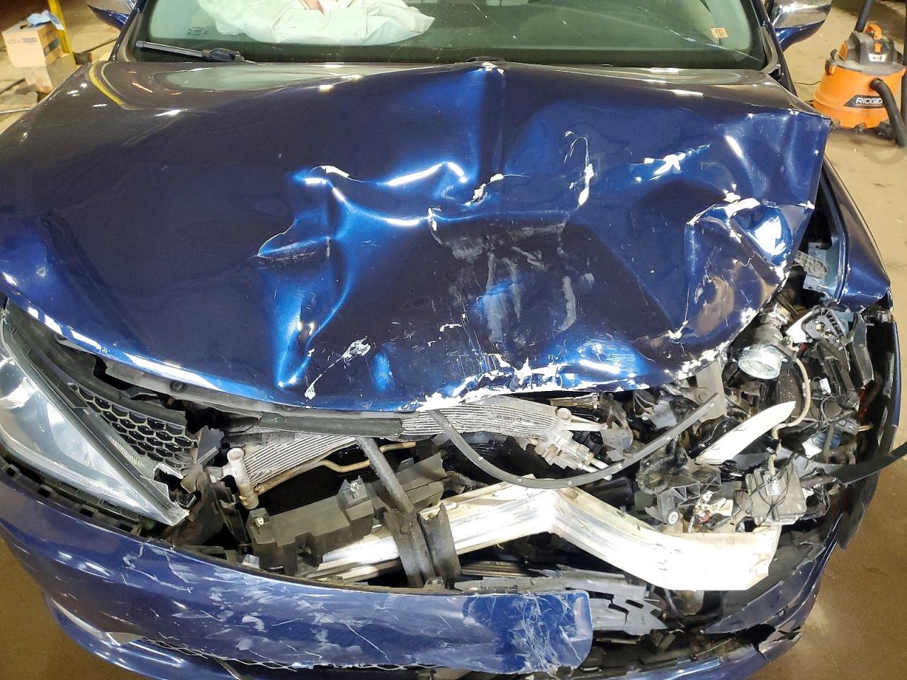 Chrysler Pacifica Limited