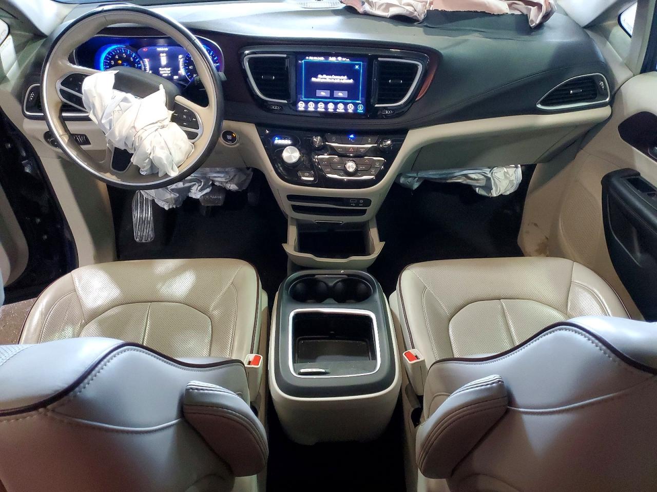 Chrysler Pacifica Limited