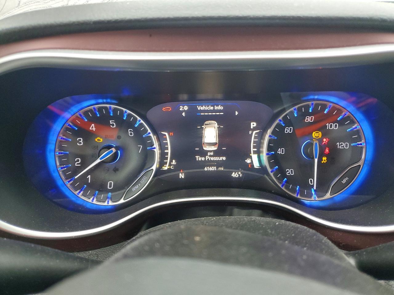 Chrysler Pacifica Limited