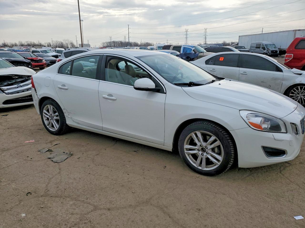 Volvo S60 T5