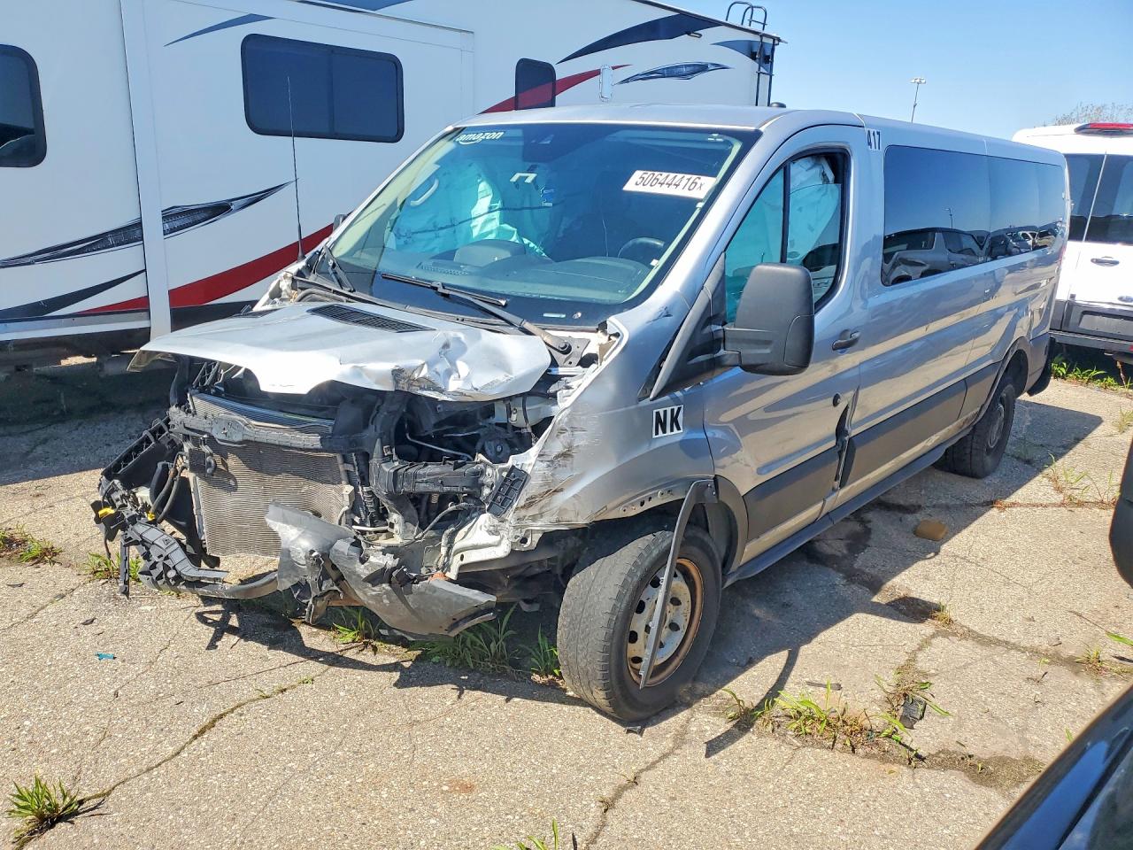Salvage Ford Transit Image