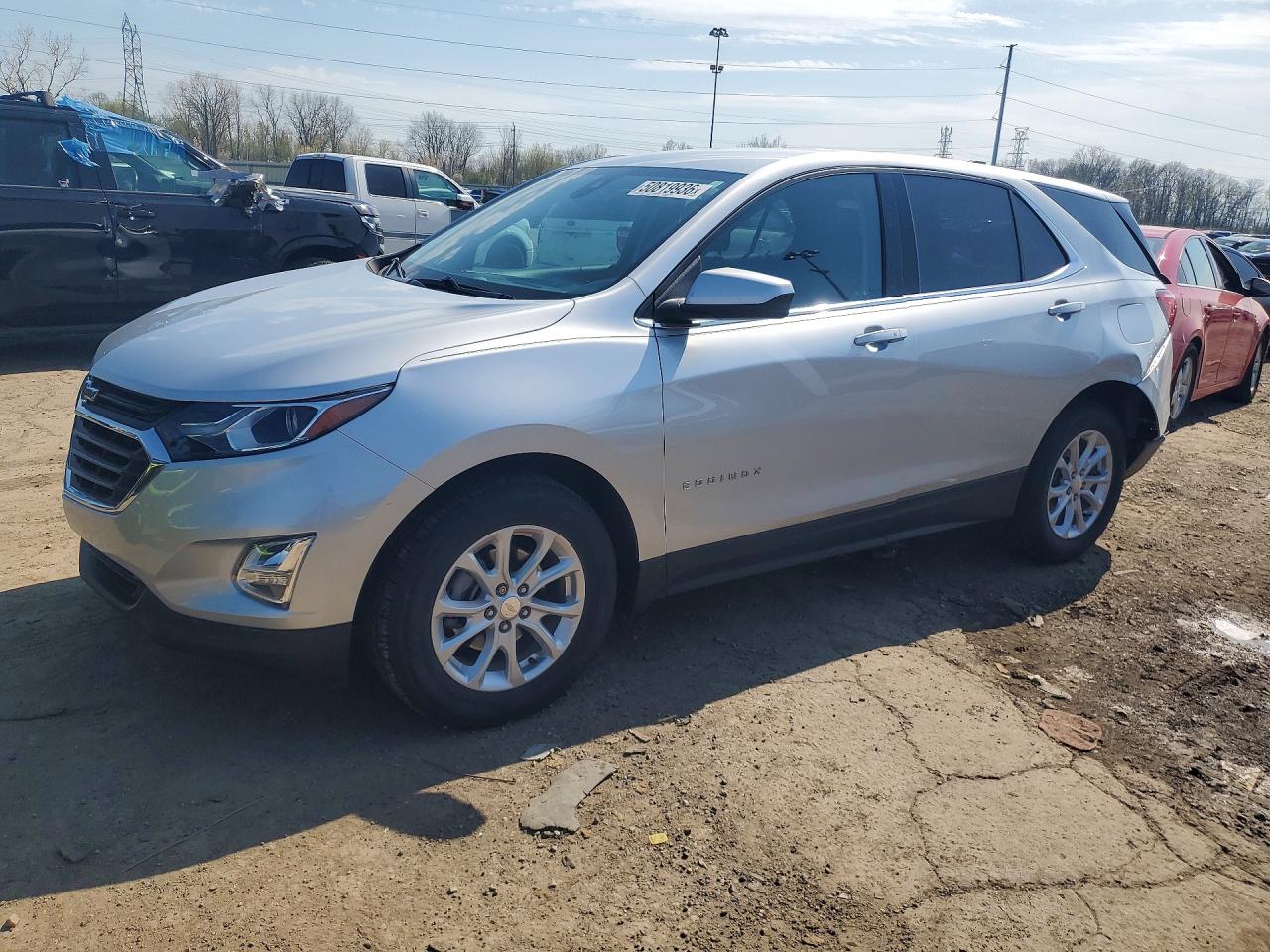 Salvage Chevrolet Equinox Image