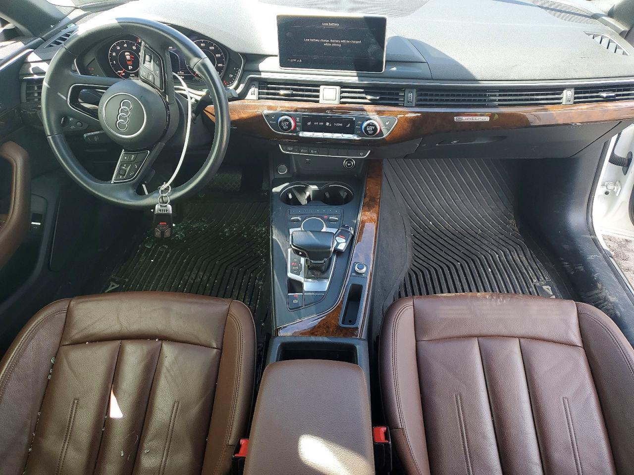 Audi A4 Premium