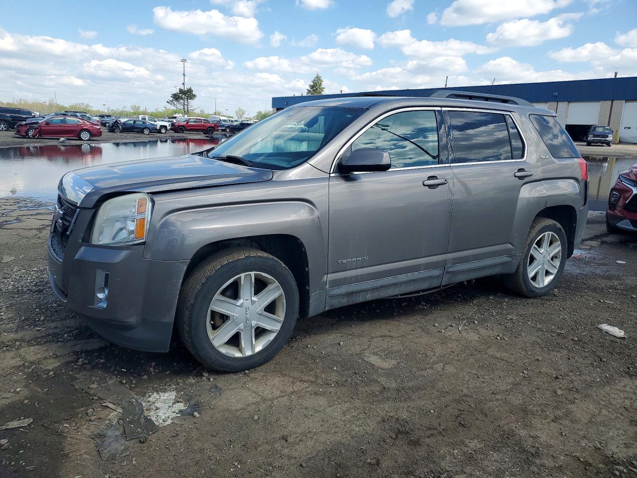 Salvage GMC Terrain Image