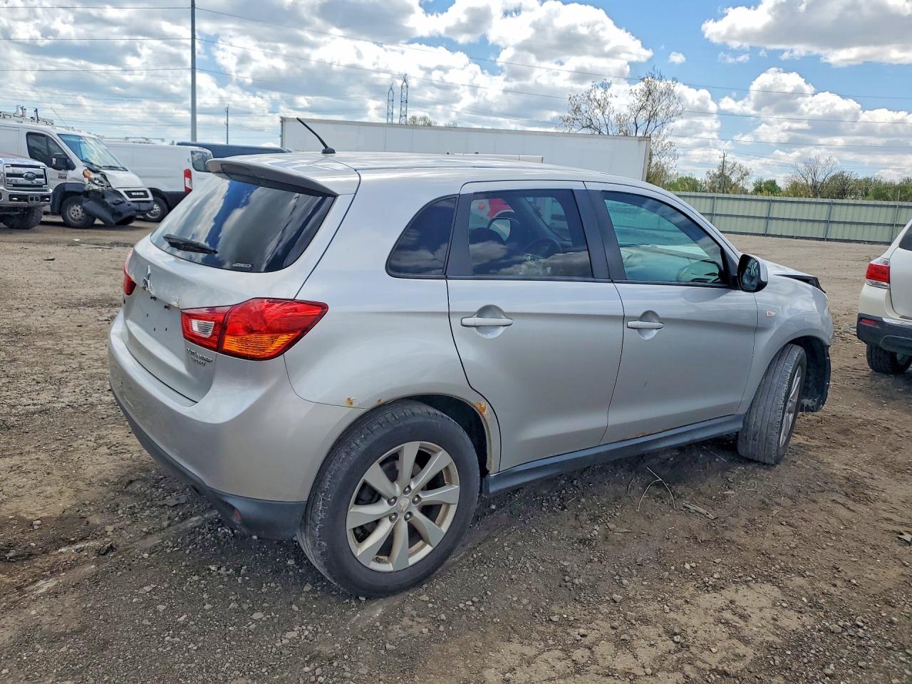 Mitsubishi Outlander Es