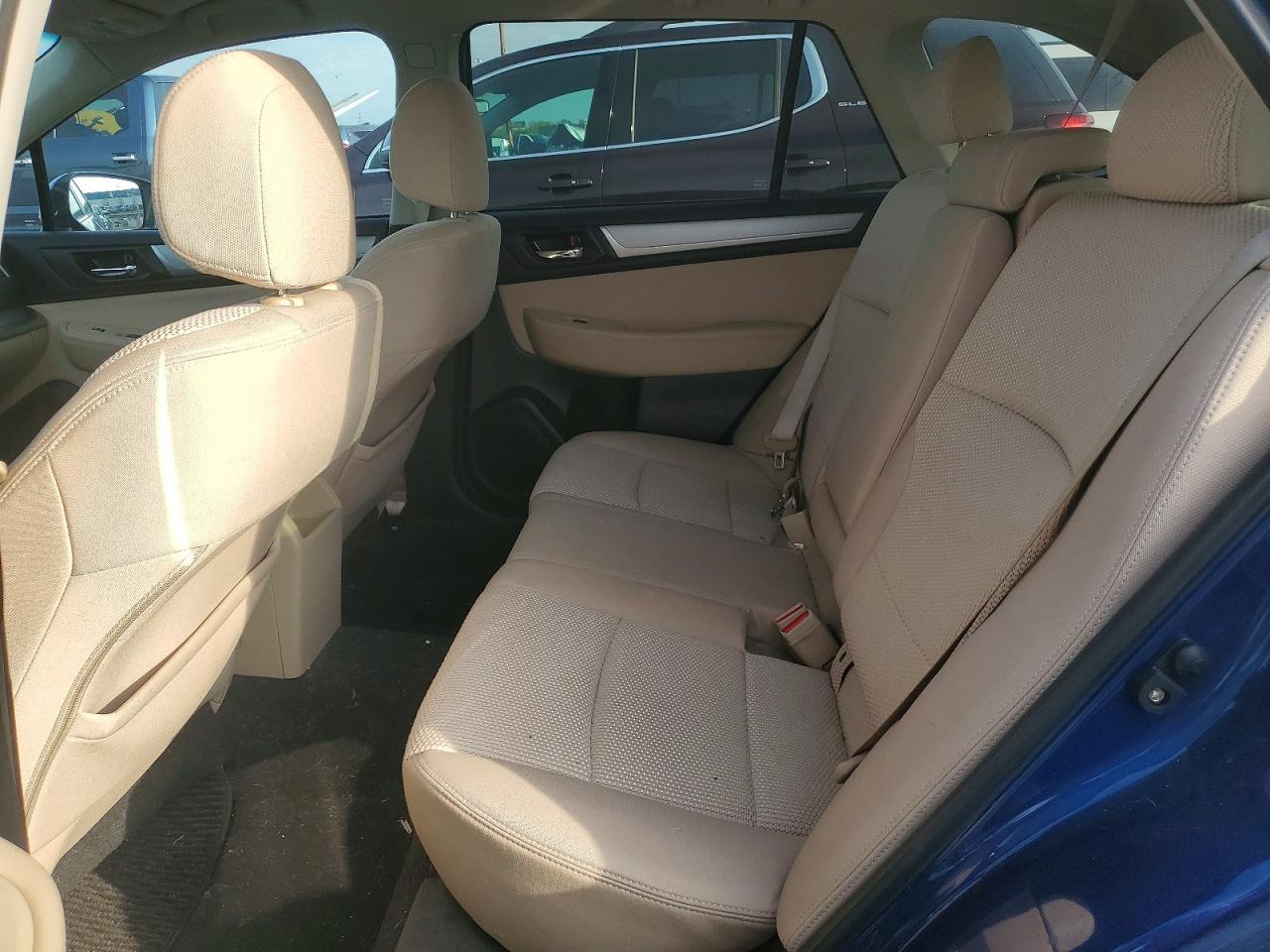 Subaru Outback 2.5i Premium