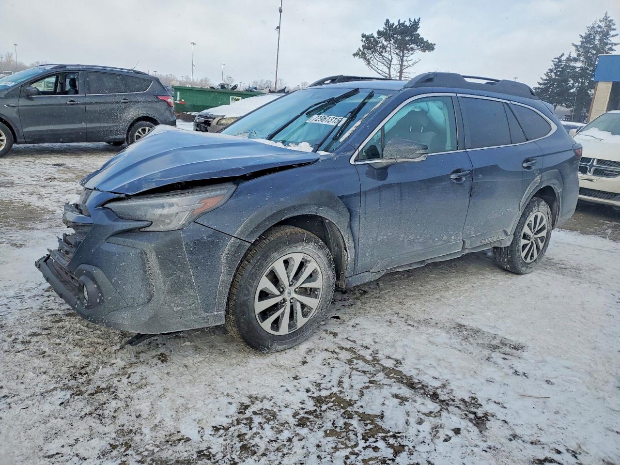 Salvage Subaru Outback Image