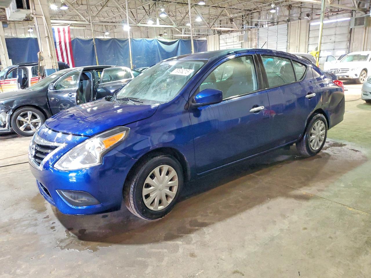 Salvage Nissan Versa Image