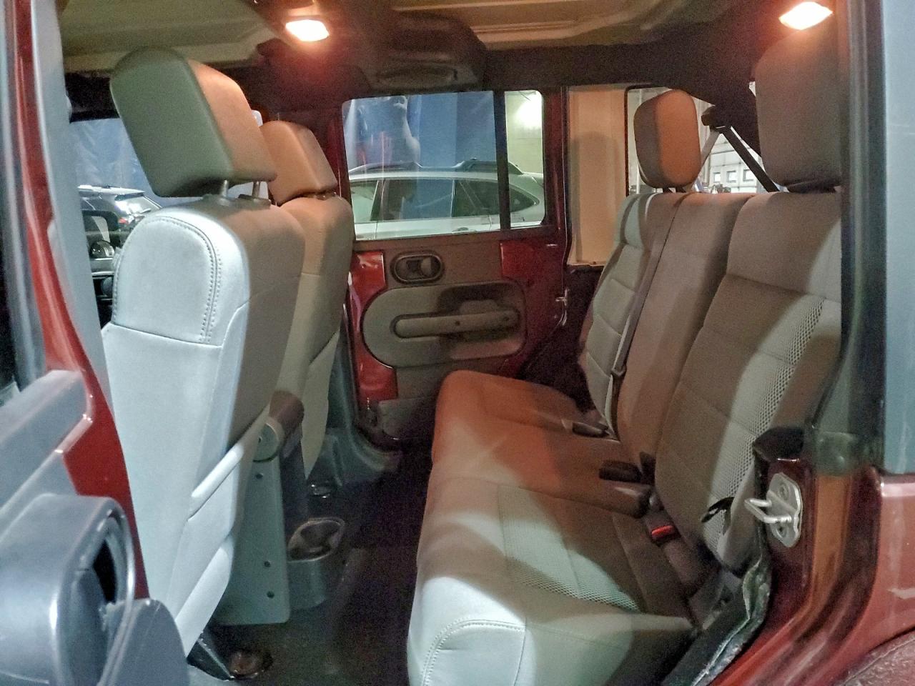 Jeep Wrangler Sahara