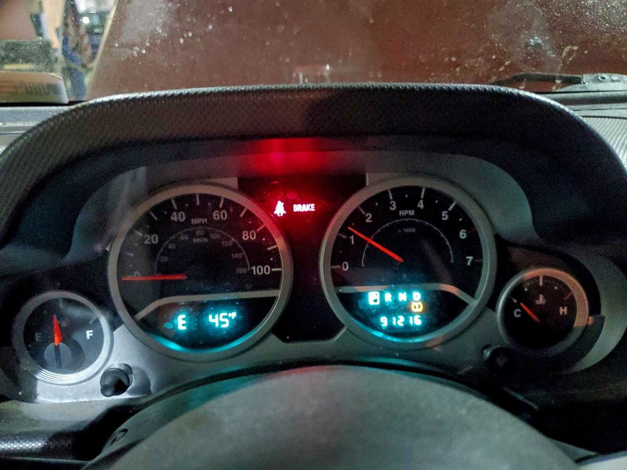 Jeep Wrangler Sahara