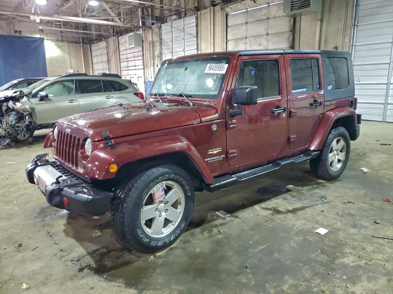 Salvage Jeep Wrangler Image