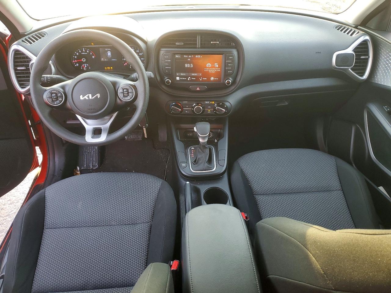 Kia Soul Lx