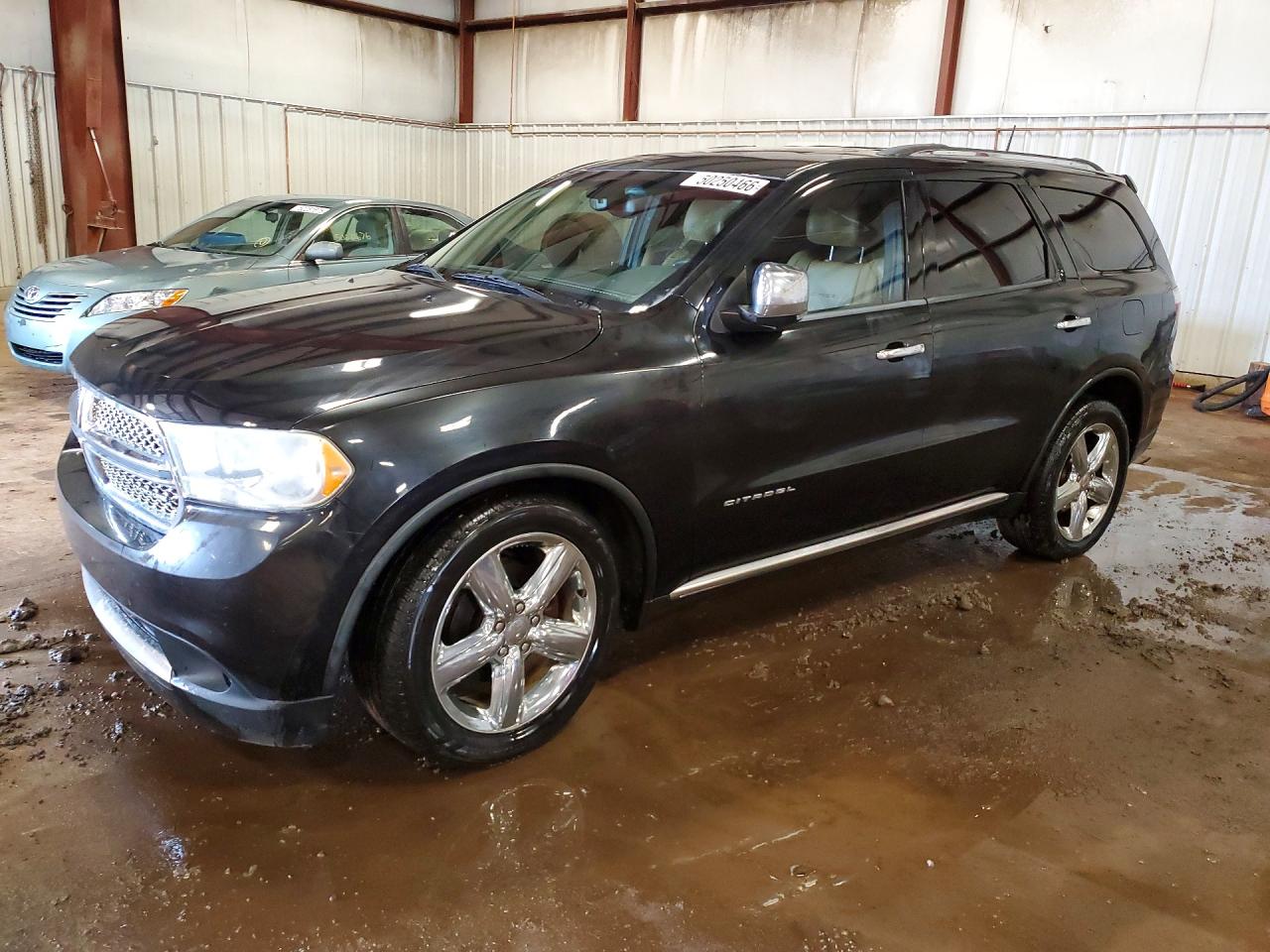 Salvage Dodge Durango Image