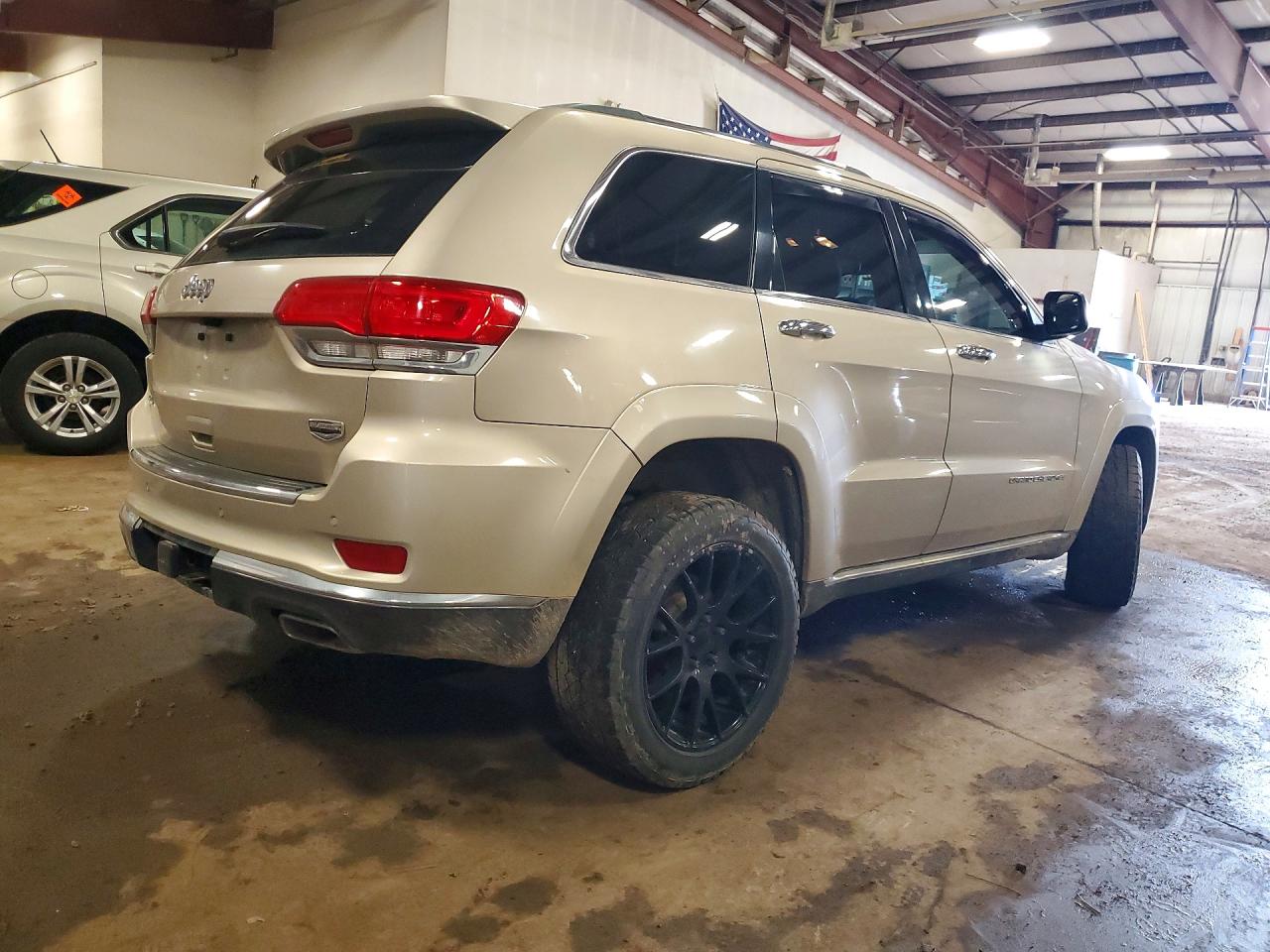 Jeep Cherokee Summit