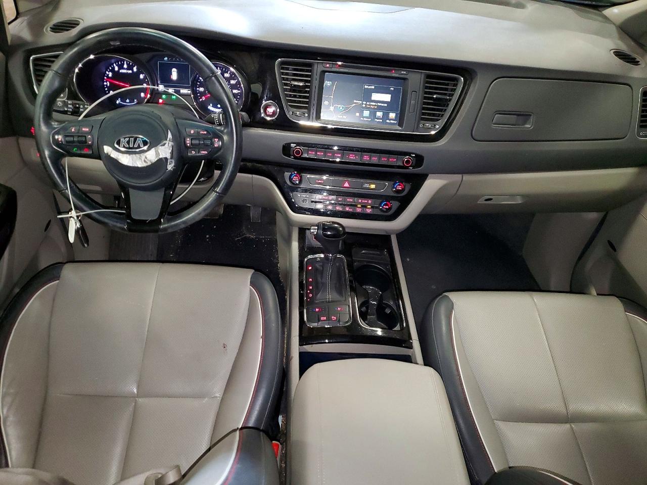 Kia Sedona Sx