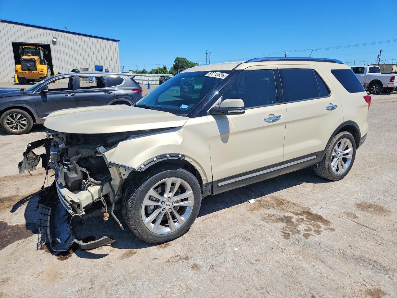 Salvage Ford Explorer Image