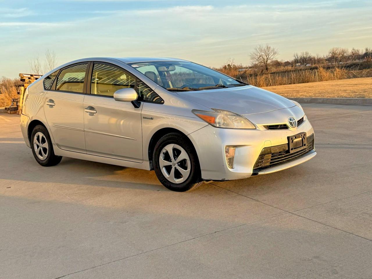 Salvage Toyota Prius Image