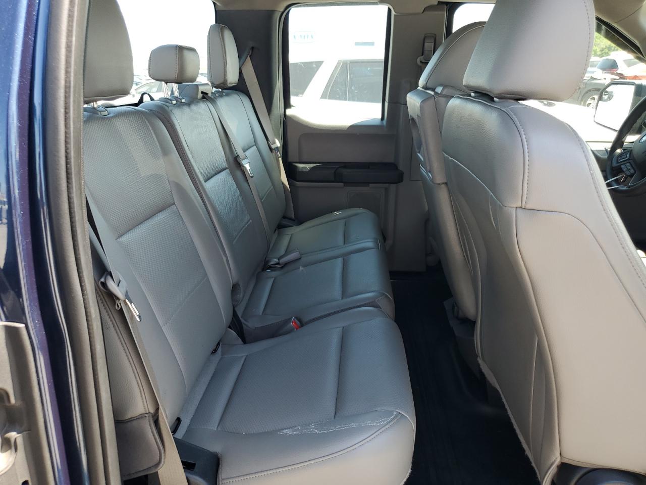 Ford F-150 Super Cab