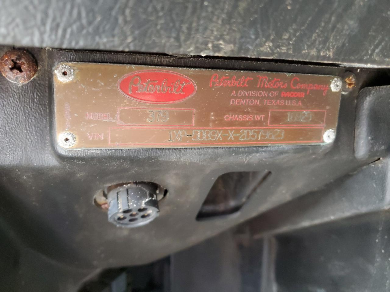 Peterbilt 379