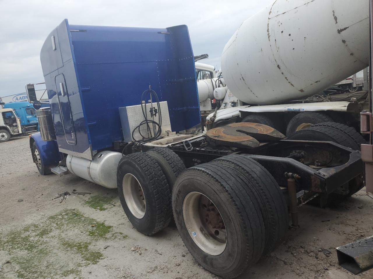 Peterbilt 379