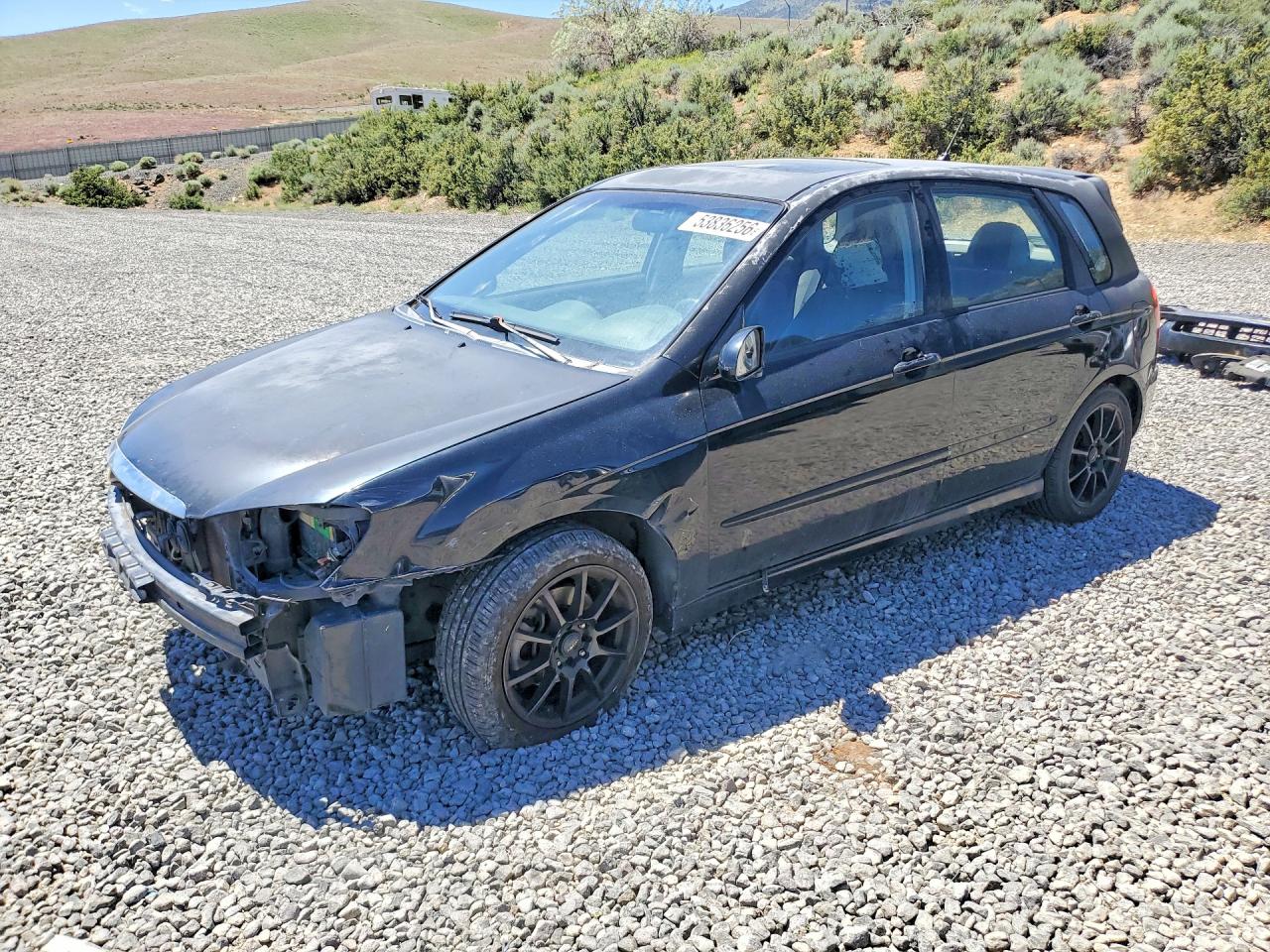 Salvage Kia Spectra Image