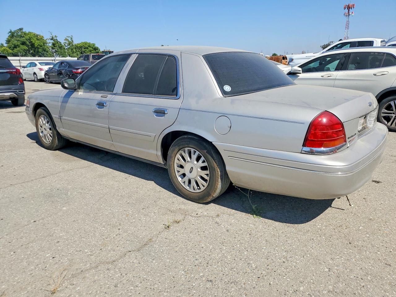 Ford Crown Vic Lx