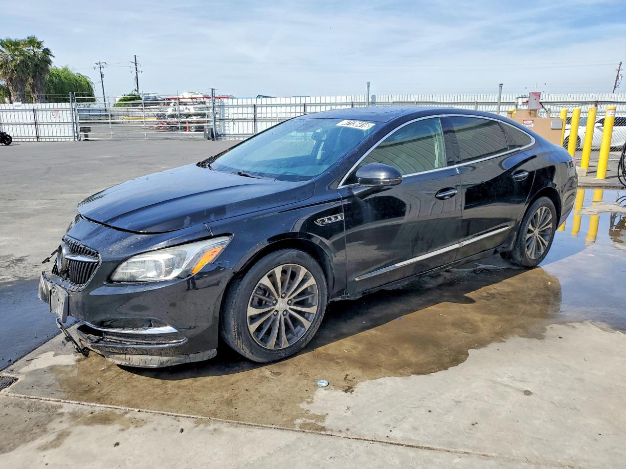 Salvage Buick LaCrosse Image