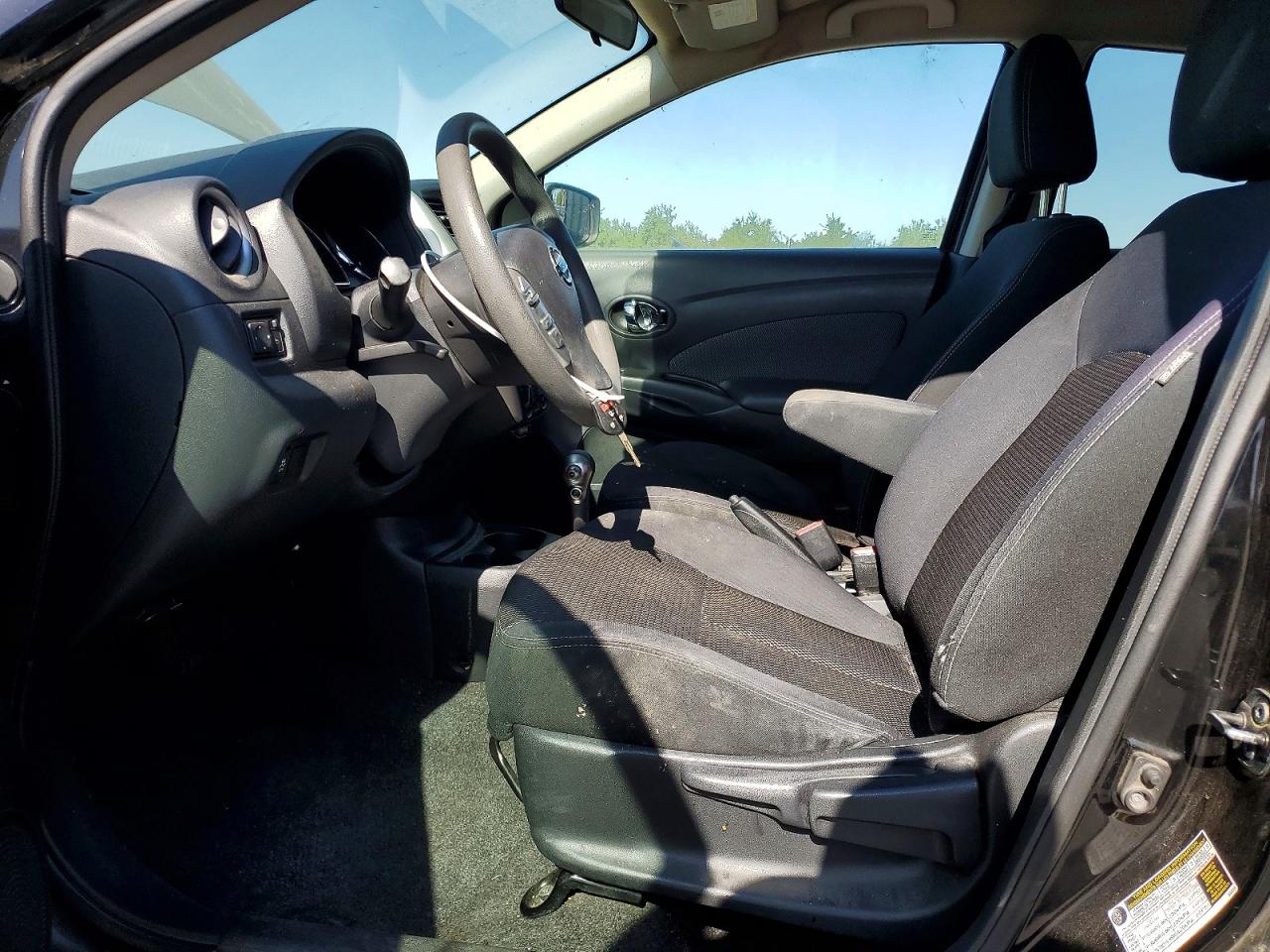 Nissan Versa 1.6 Sv
