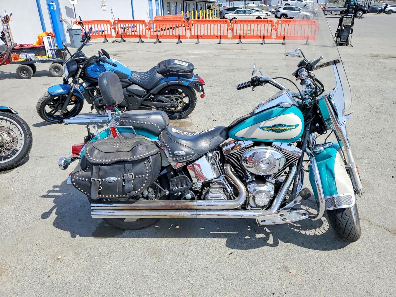 Salvage Harley-Davidson Fl Image