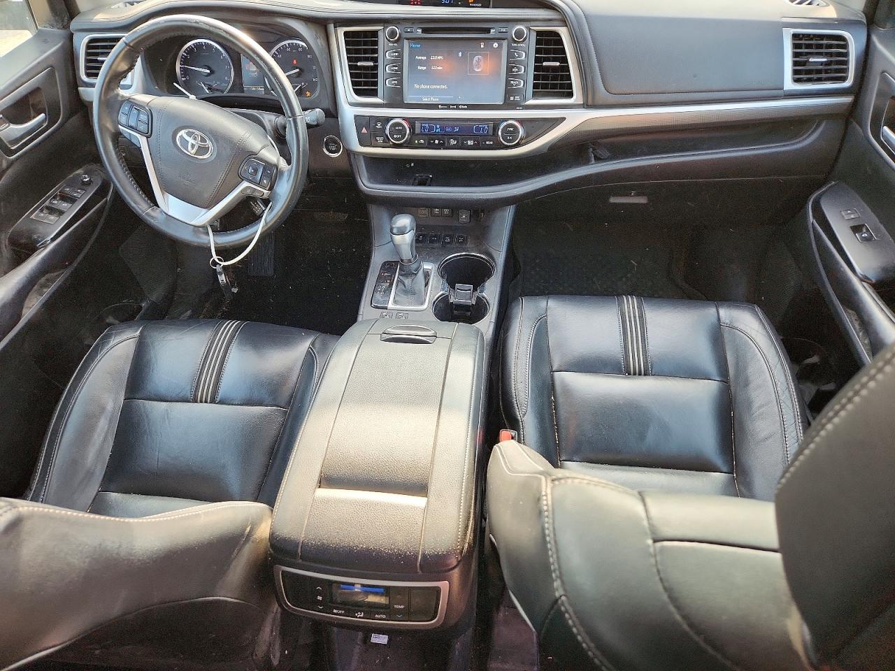 Toyota Highlander Se