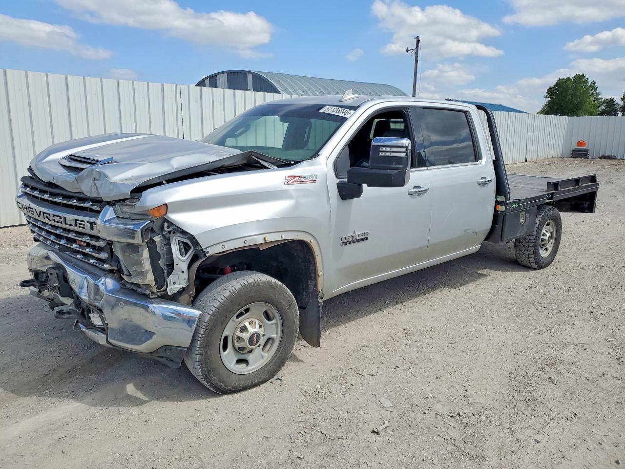 Salvage Chevrolet Silverado Image