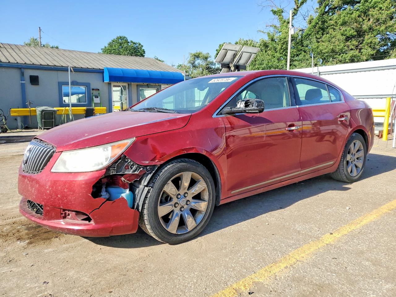 Salvage Buick LaCrosse Image