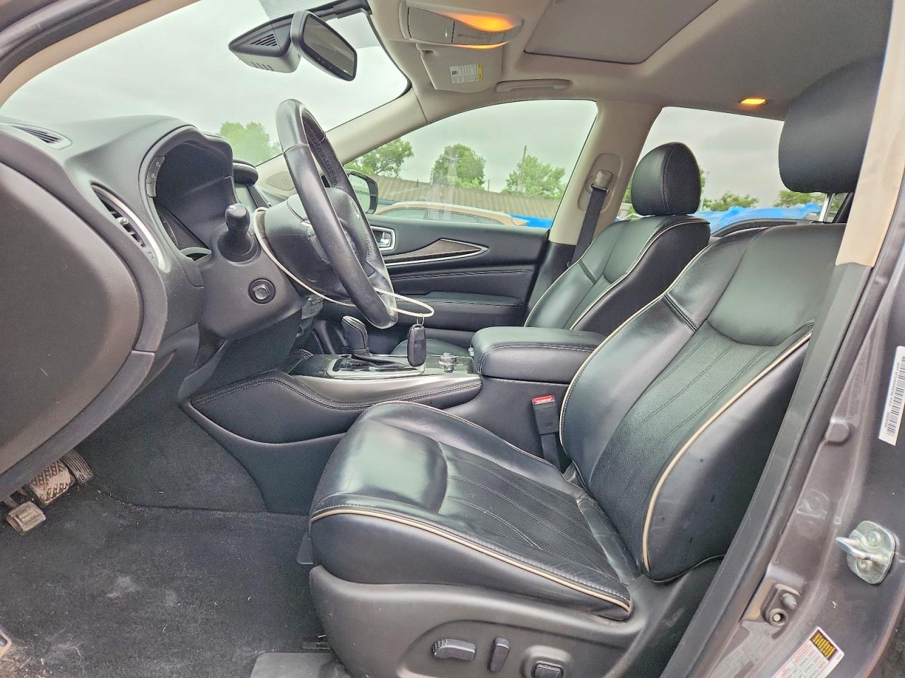 INFINITI Qx Luxe