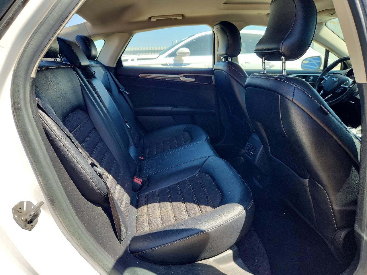 Ford Fusion Se Hybrid