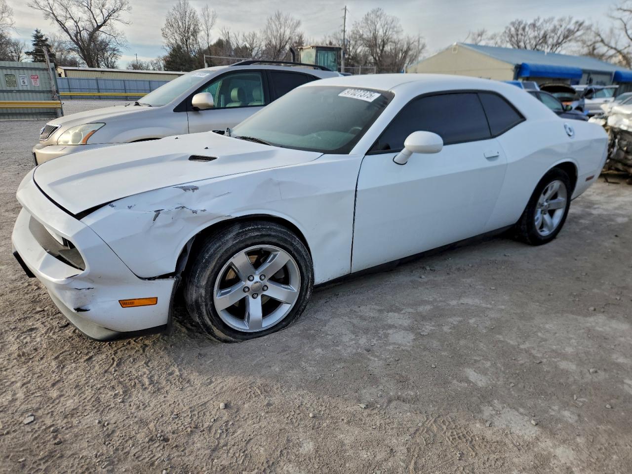 Salvage Dodge Challenger Image