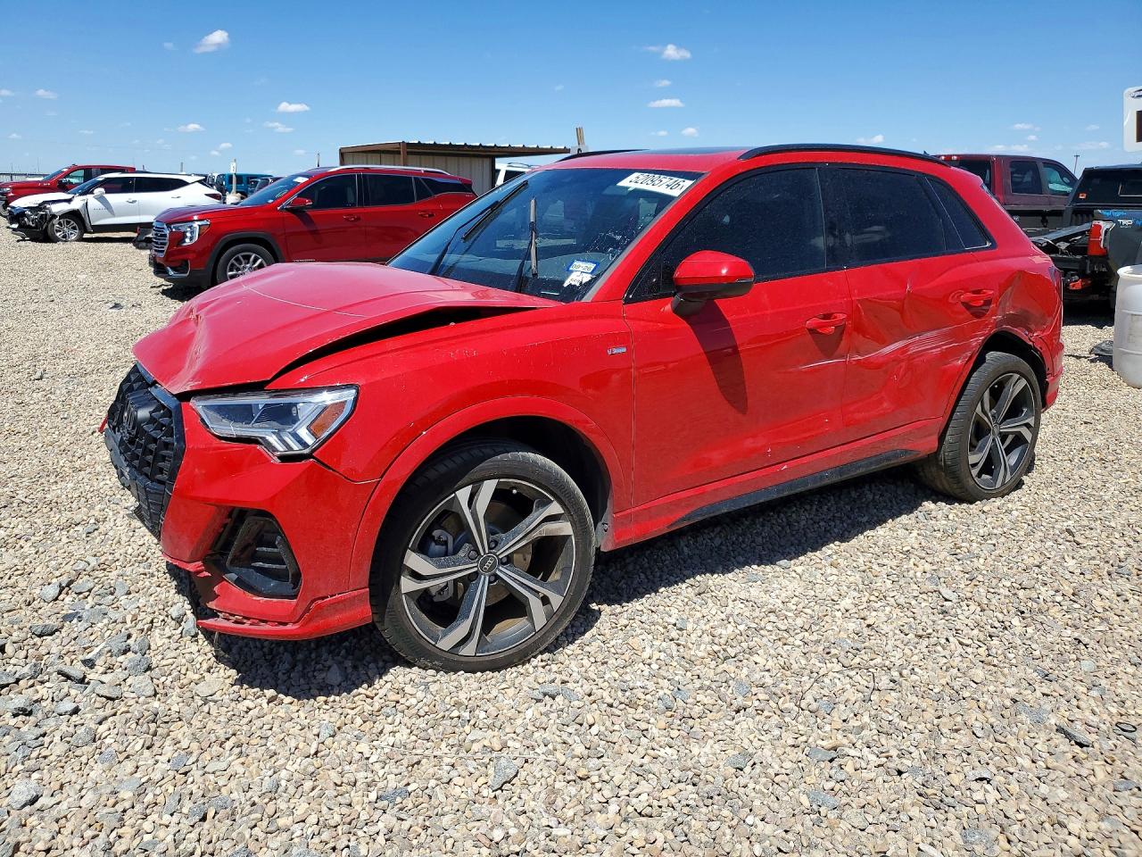 Salvage Audi Q3 Image
