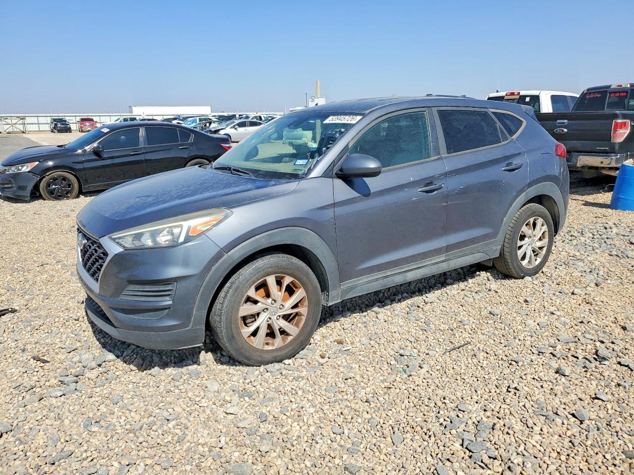 Salvage Hyundai TUCSON Image