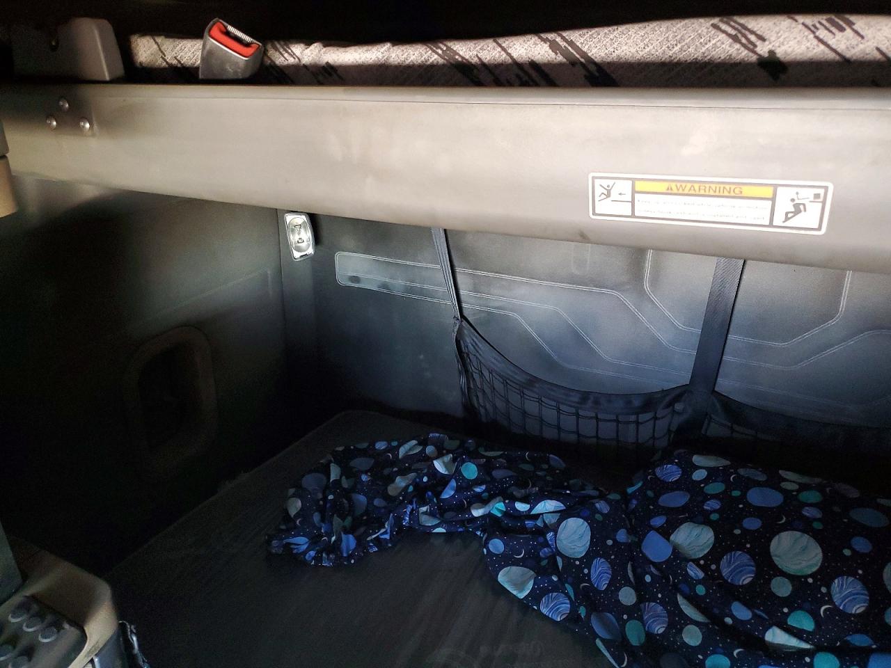 Freigliner Cascadia 113