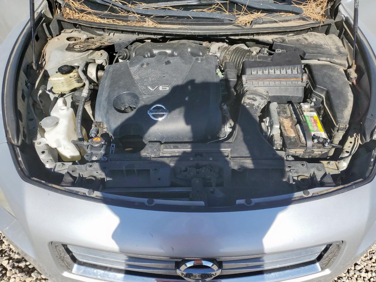 Nissan Maxima S